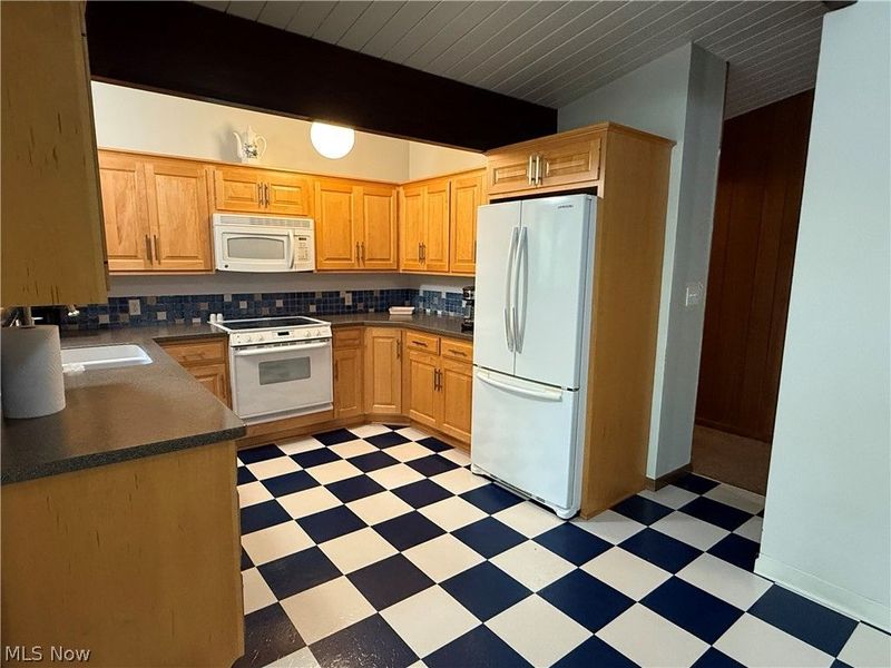 126 Stony Creek Drive, Millersburg, OH 44654 Photo 17