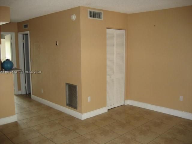 10832 N Kendall Dr, Unit U-6, Miami, FL 33176 Photo