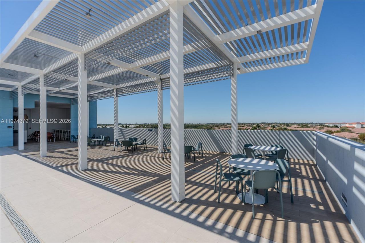 7751 NW 107th Ave, Unit 721, Doral, FL 33178 Photo