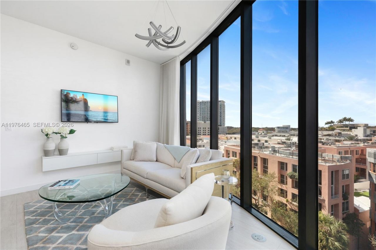 2831 S Bayshore Dr , Unit 808, Miami, FL 33133 Photo