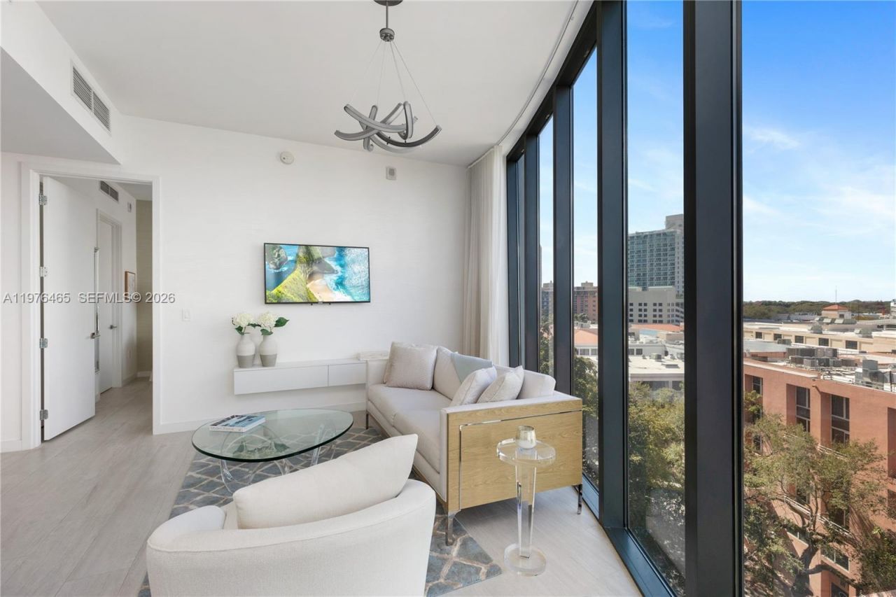 2831 S Bayshore Dr , Unit 808, Miami, FL 33133 Photo