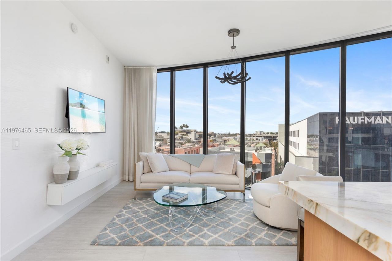 2831 S Bayshore Dr , Unit 808, Miami, FL 33133 Photo