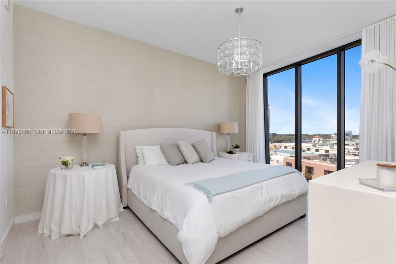 2831 S Bayshore Dr , Unit 808, Miami, FL 33133 Photo