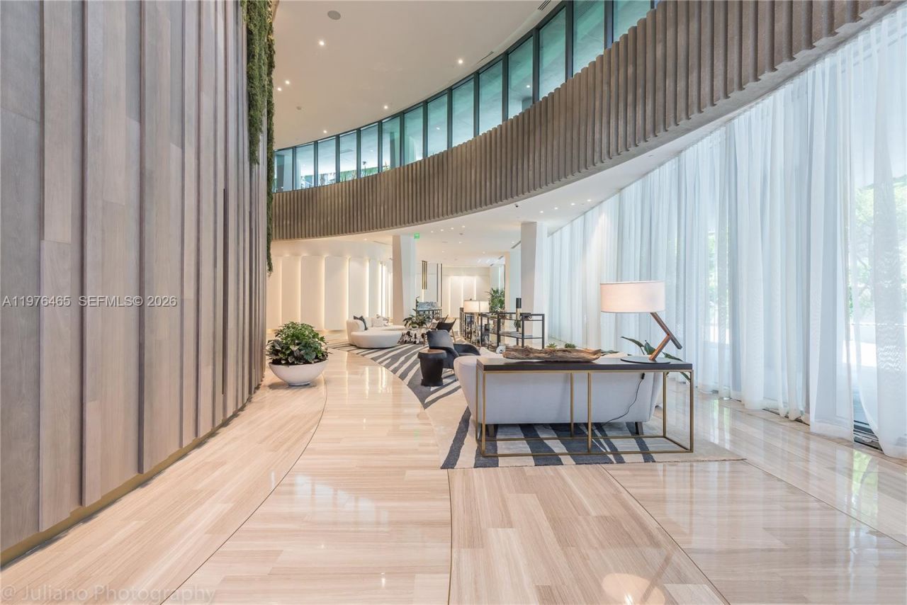 2831 S Bayshore Dr , Unit 808, Miami, FL 33133 Photo