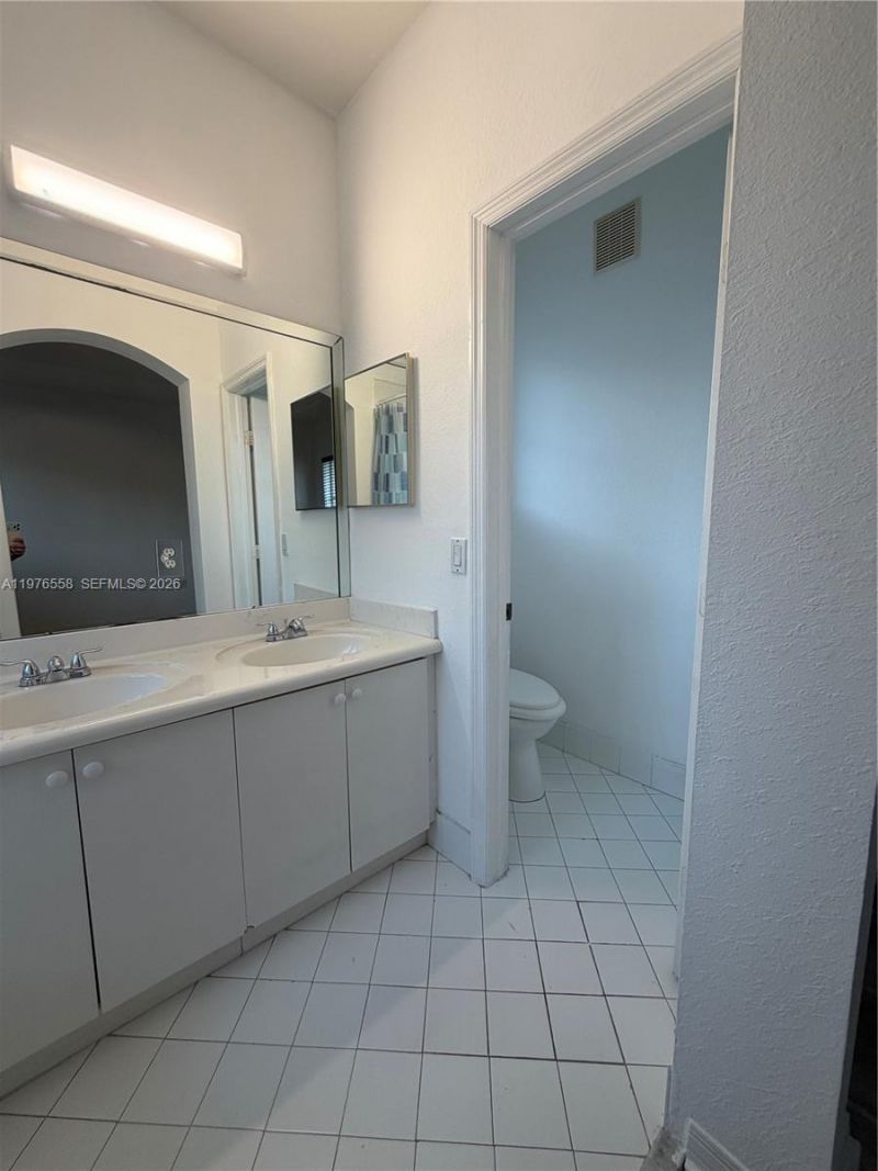 Please Call For Address, Unit 106, Miami, FL 33174 Photo
