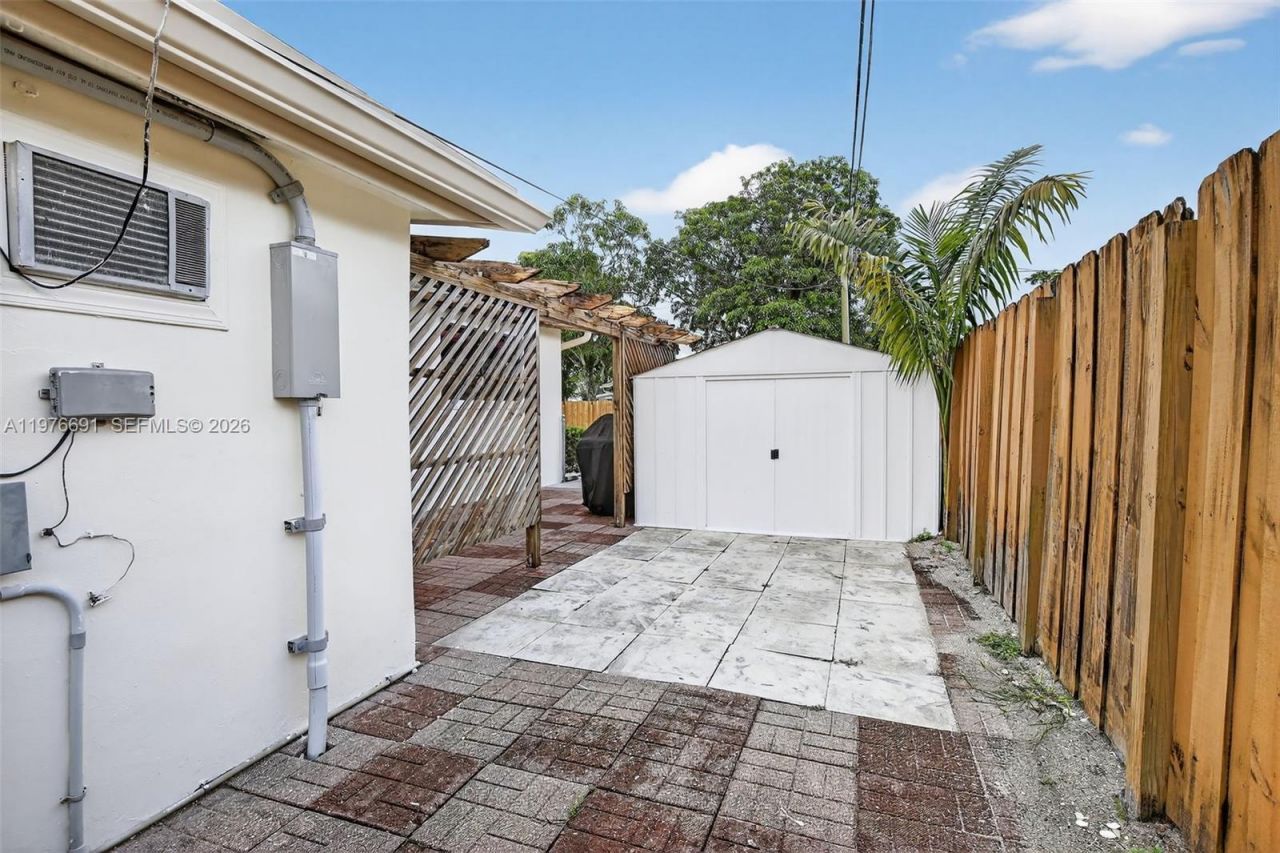 5260 Redwood Ct , Plantation, FL 33317 Photo