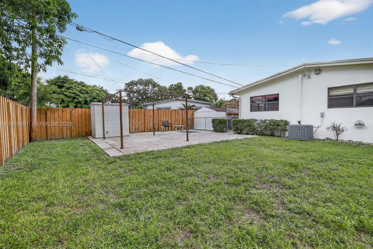 5260 Redwood Ct , Plantation, FL 33317 Photo