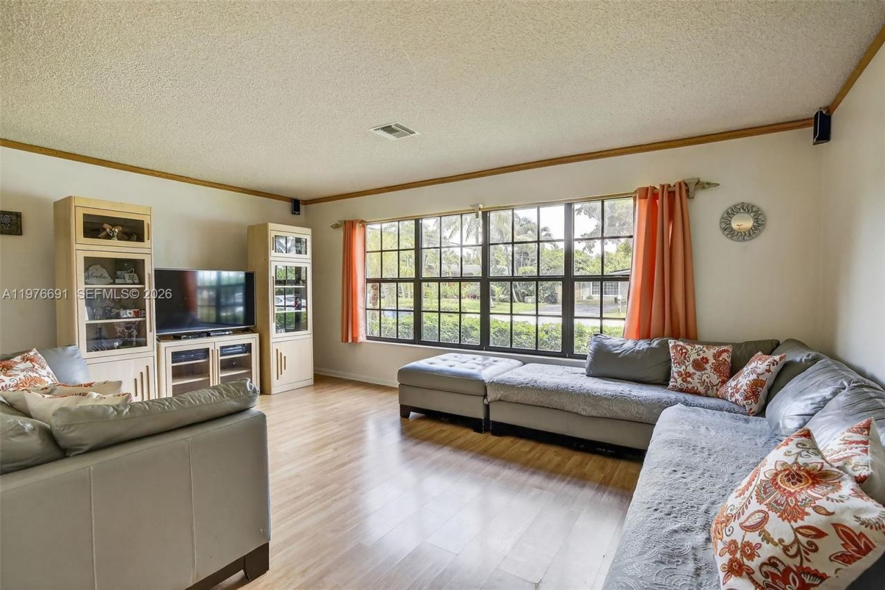 5260 Redwood Ct , Plantation, FL 33317 Photo