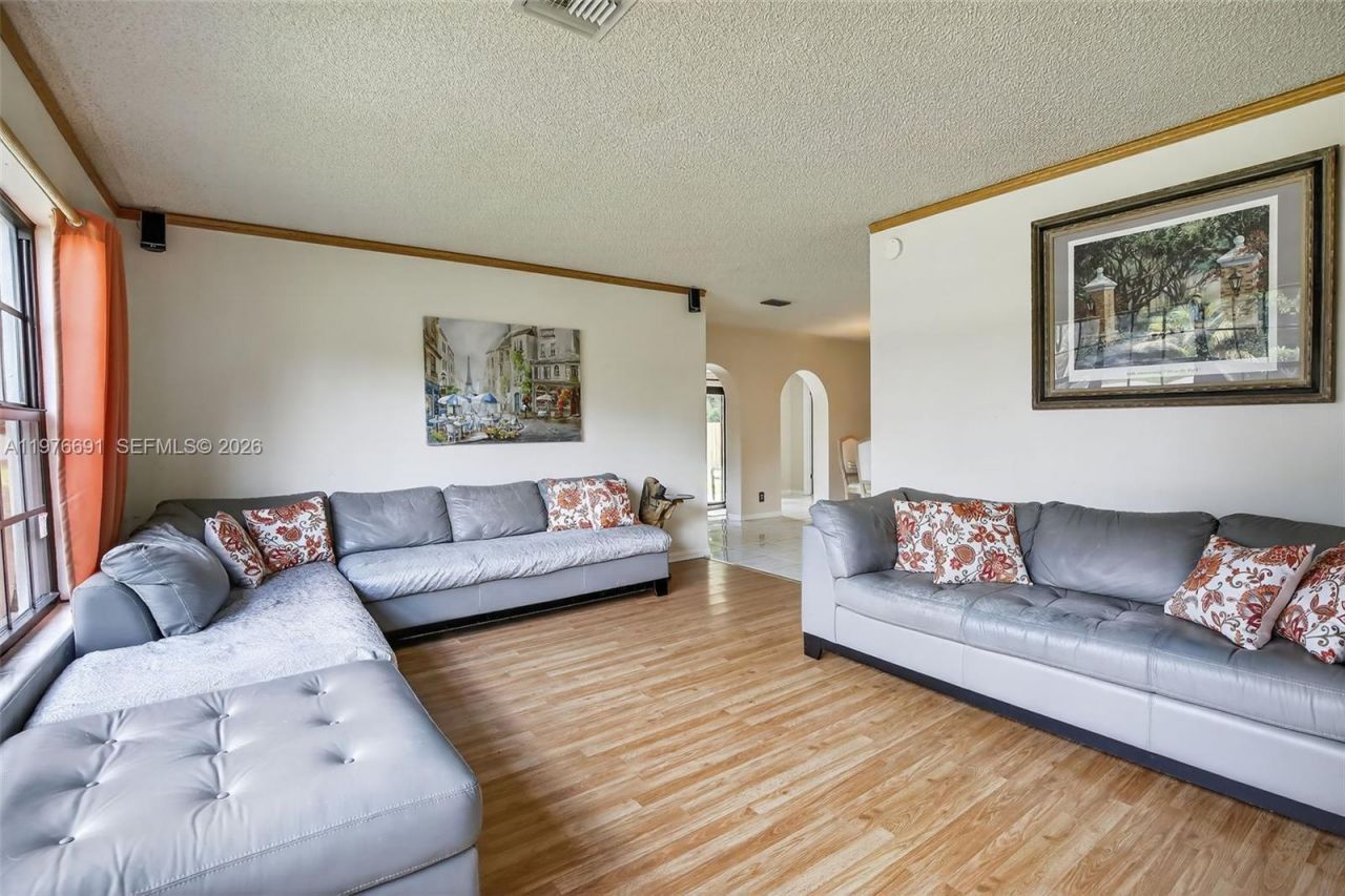 5260 Redwood Ct , Plantation, FL 33317 Photo