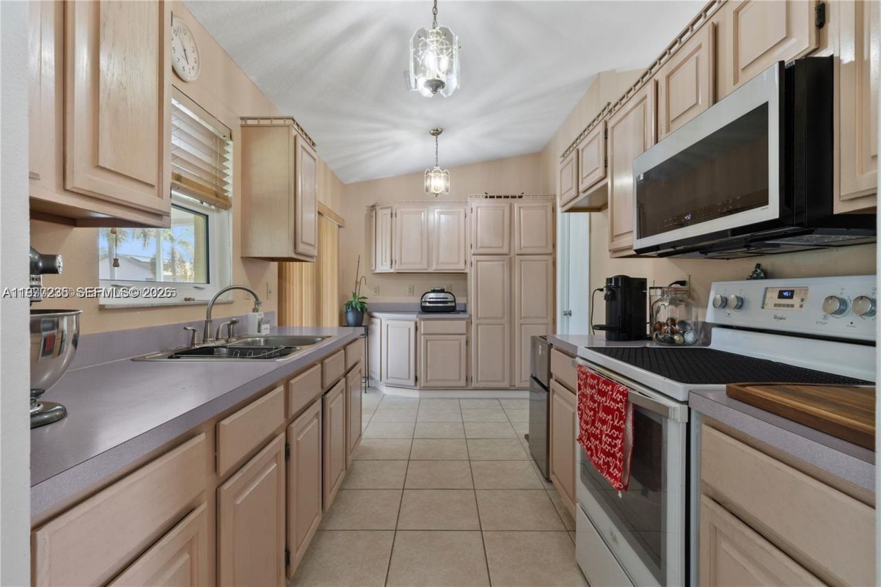 13752 SW 285th St , Homestead, FL 33033 Photo