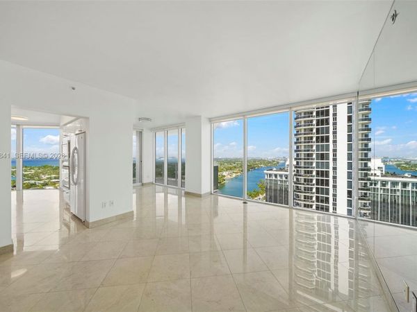 4775 Collins Ave , Unit 2507, Miami Beach, FL 33140