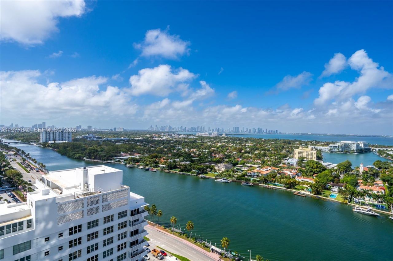 4775 Collins Ave, Unit 2507, Miami Beach, FL 33140 Photo