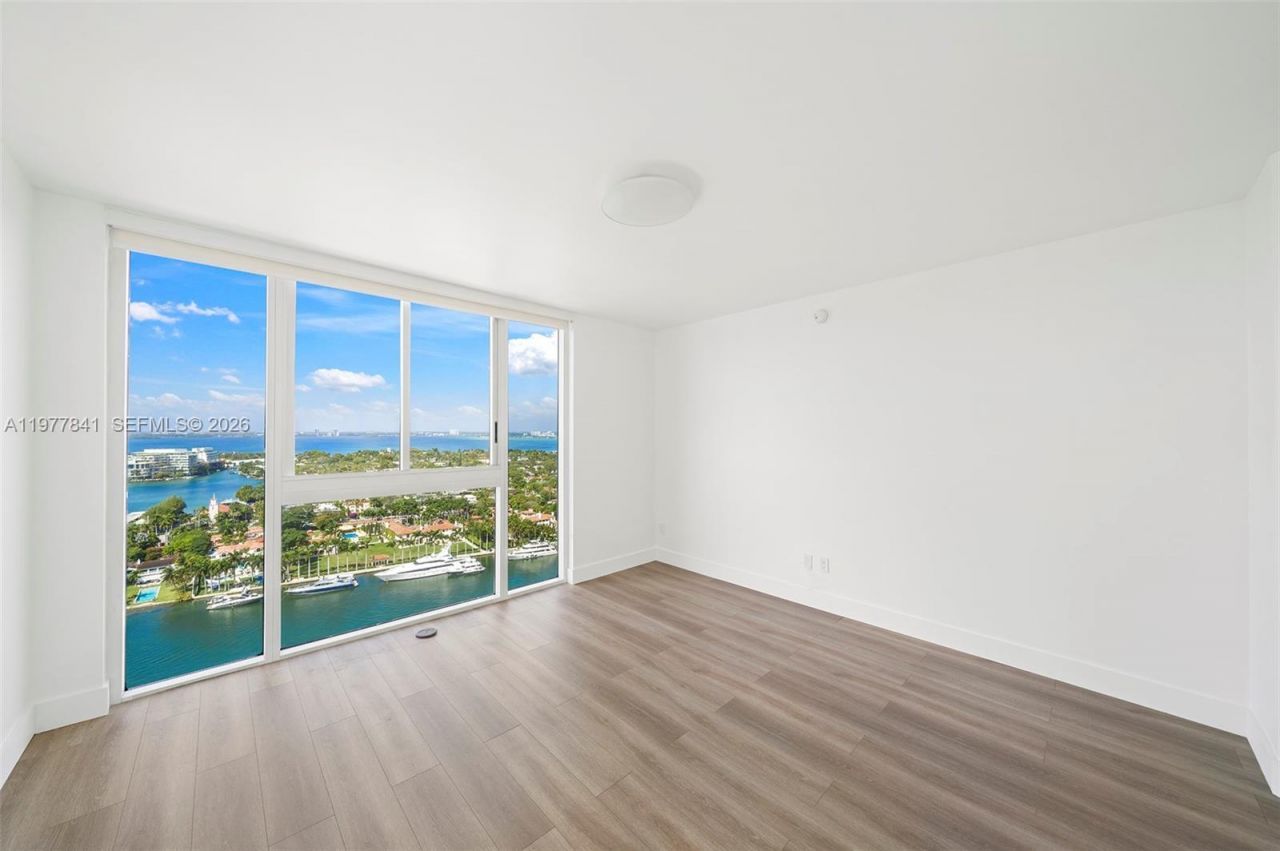 4775 Collins Ave, Unit 2507, Miami Beach, FL 33140 Photo