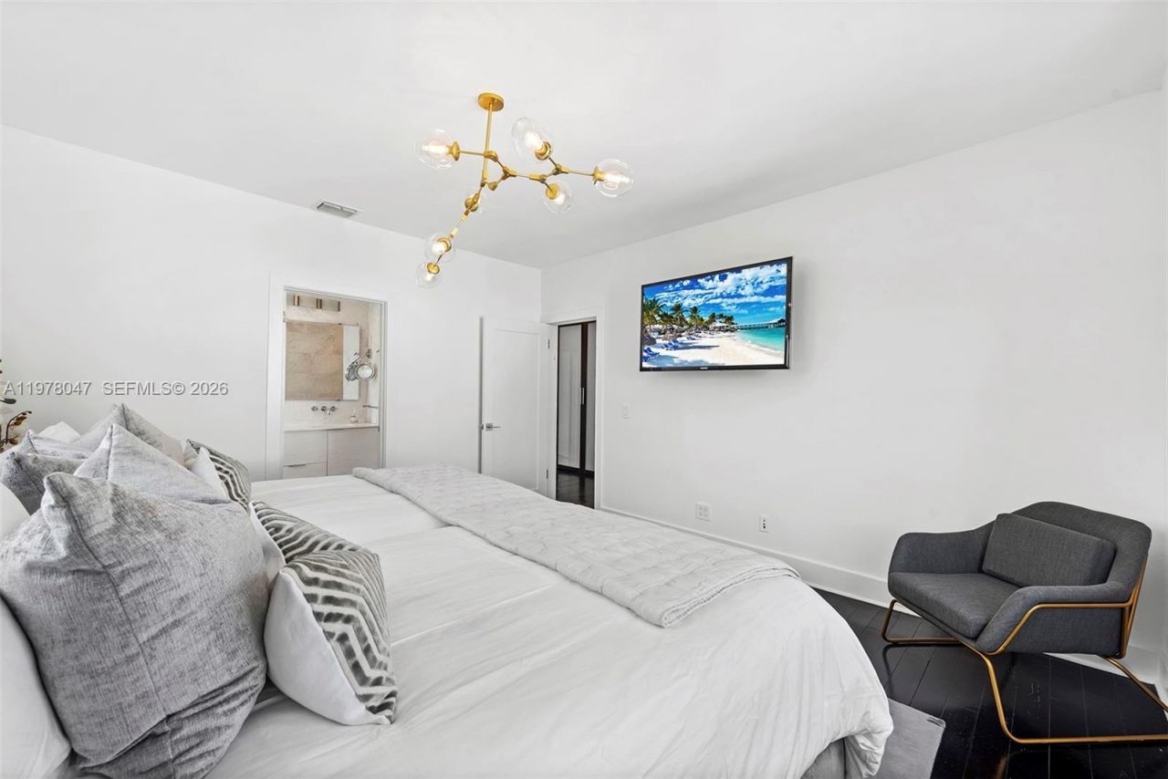 3483 Chase Ave , Miami Beach, FL 33140 Photo