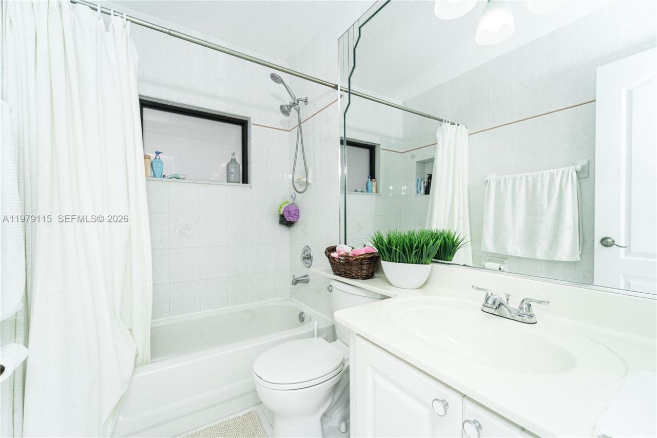 14172 NW 87th Ct , Miami Lakes, FL 33018 Photo