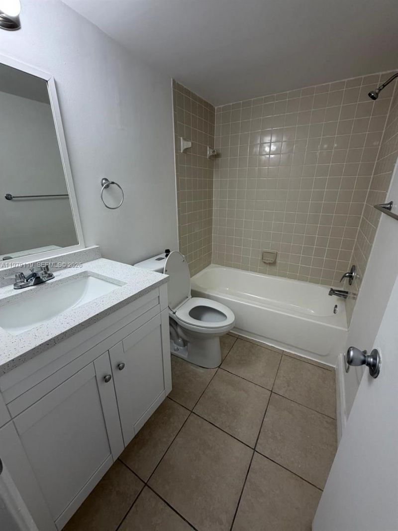 8730 N Sherman Cir, Unit 106, Miramar, FL 33025 Photo