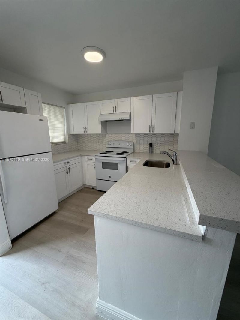 8730 N Sherman Cir, Unit 106, Miramar, FL 33025 Photo