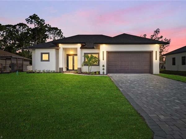 2711 10th ST W, LEHIGH ACRES, FL 33971