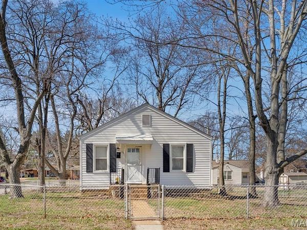 25 Jonell Court , St Louis, MO 63114