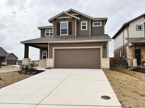 916 Papaya DR , Buda, TX 78610