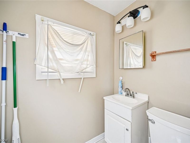 385 Woods Avenue , Newark, OH 43055 Photo 16