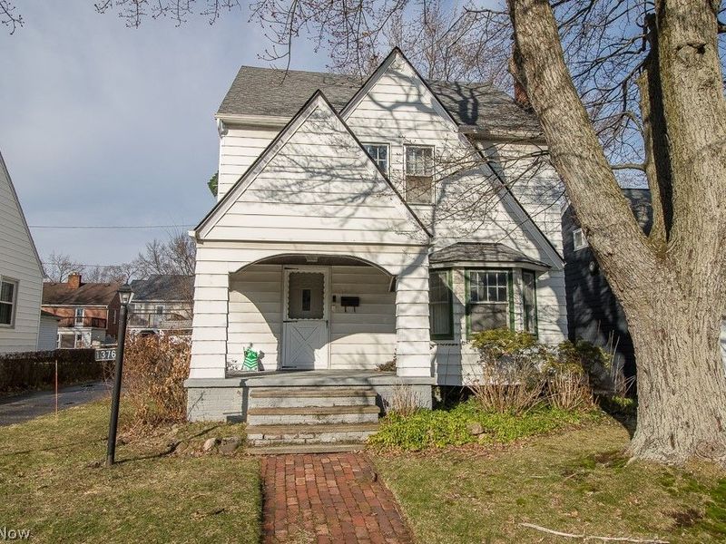 1376 Avondale Road, Cleveland, OH 44121 Photo 1