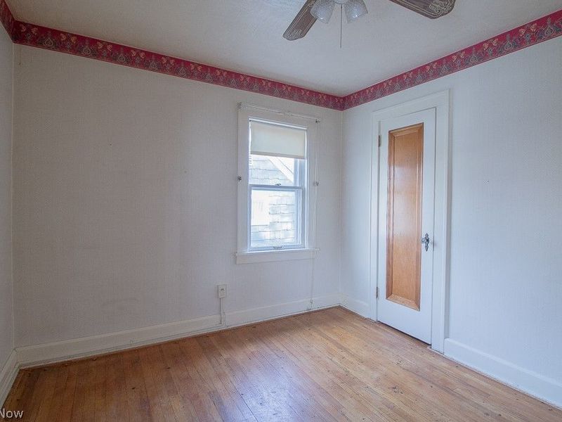 1376 Avondale Road, Cleveland, OH 44121 Photo 18