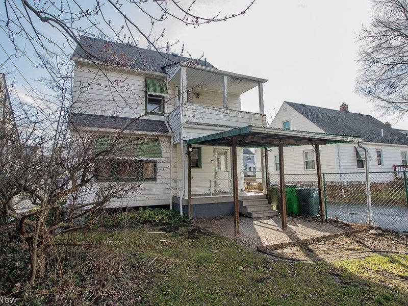 1376 Avondale Road, Cleveland, OH 44121 Photo 4