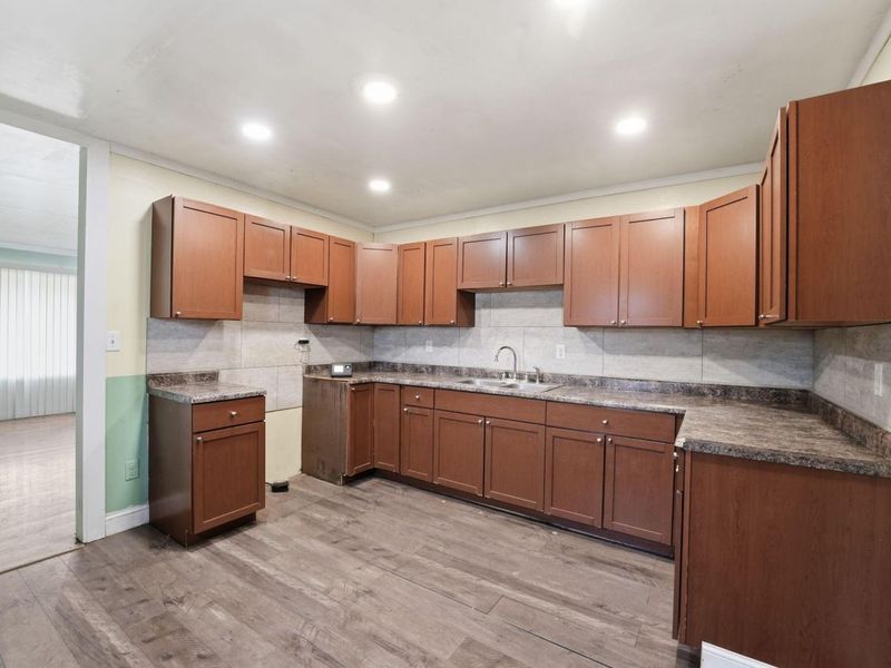 589 Uncapher Avenue , Marion, OH 43302 Photo 4