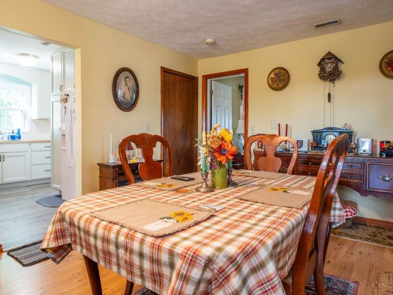 1599 Garringer Road, Silvercreek Twp, OH 45335 Photo 10