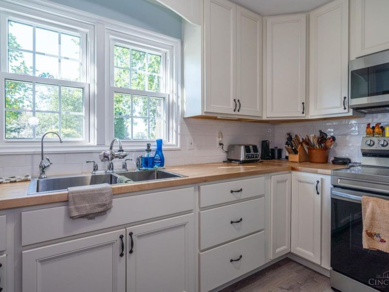 1599 Garringer Road, Silvercreek Twp, OH 45335 Photo 13