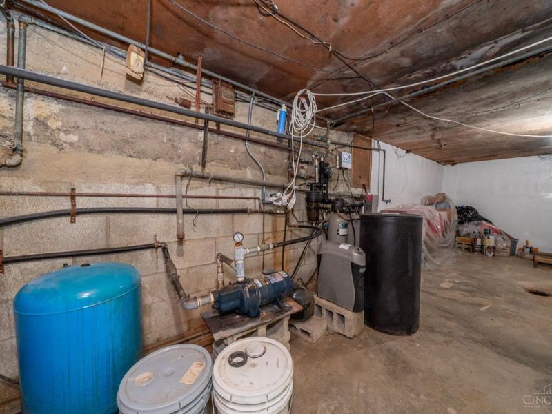 1599 Garringer Road, Silvercreek Twp, OH 45335 Photo 32