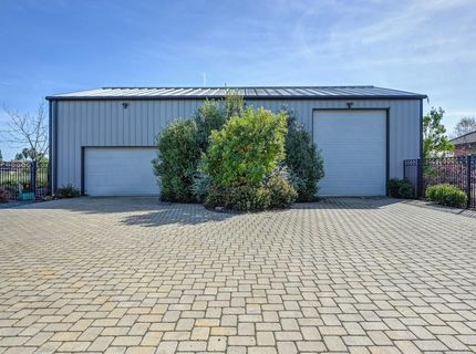 8617 Sleepy Hollow, Elk Grove, CA 95624 Photo