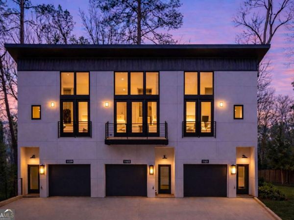 1169 Penny Lane, Atlanta, GA 30329