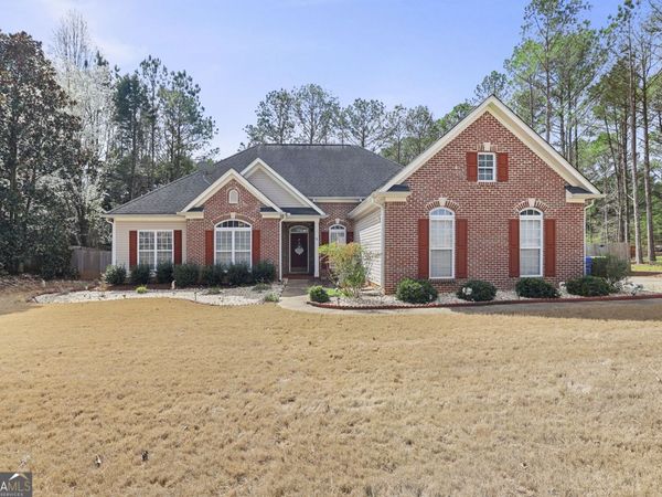 150 Chaucer Parkway, Fayetteville, GA 30214