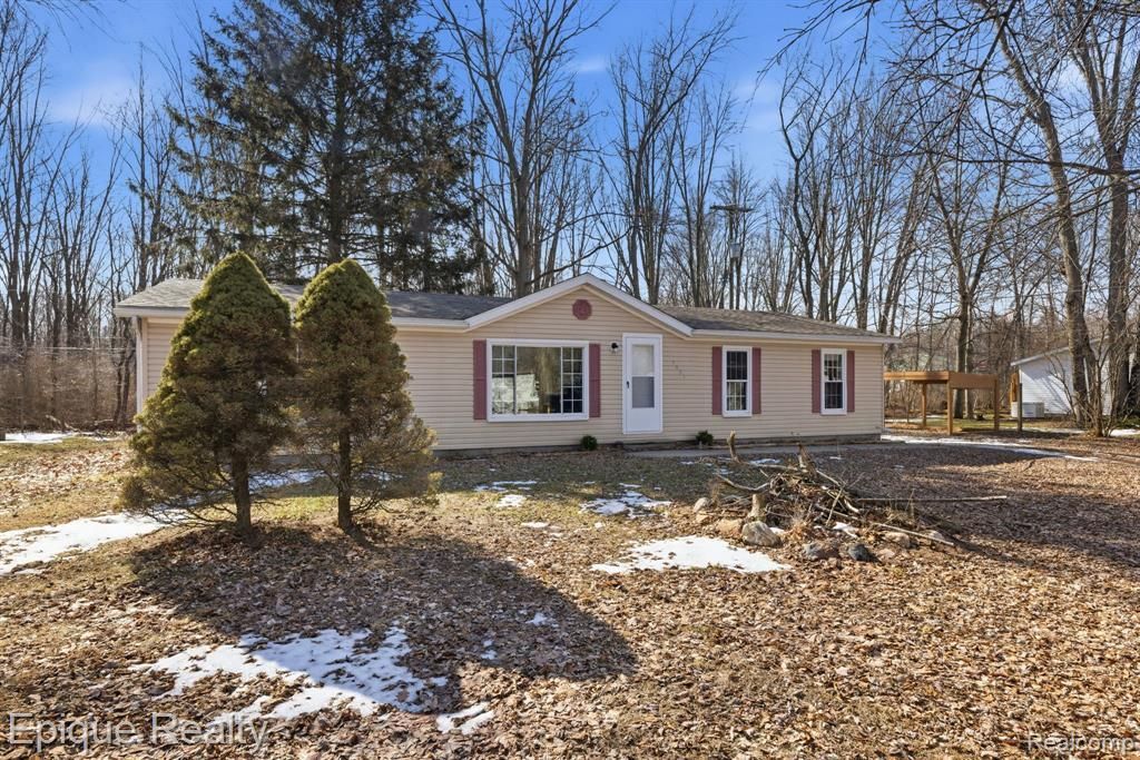 3831 Beech Street, Fort Gratiot Township, MI 48059 Main Photo