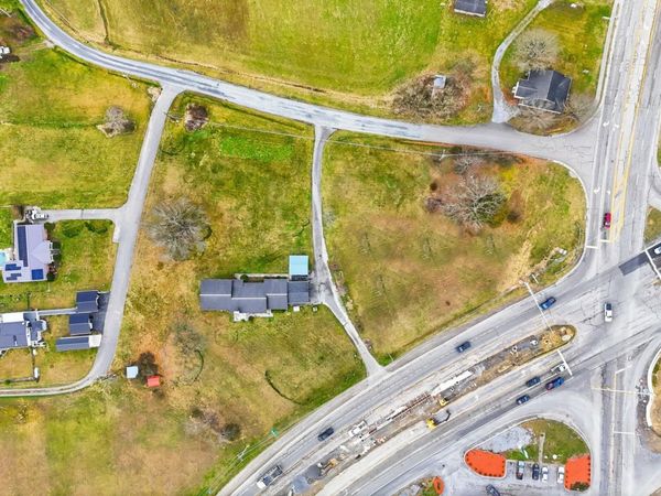 165 Duff Depot Lane, Duffield, VA 24244
