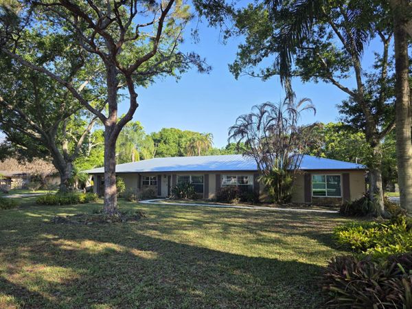 5742 Briargate Lane, Fort Pierce, FL 34981