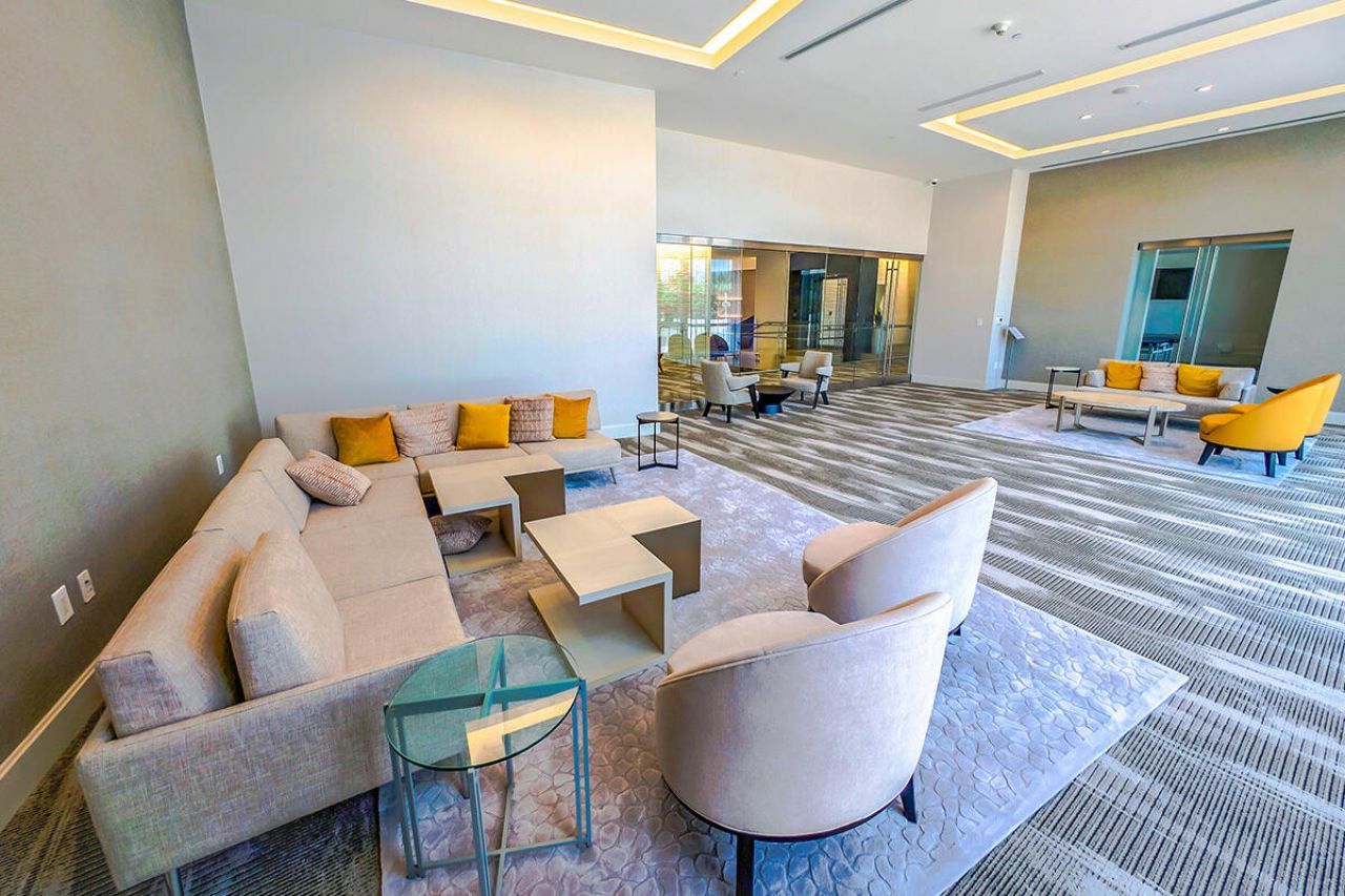 18201 Collins Avenue, Sunny Isles Beach, FL 33160 Photo