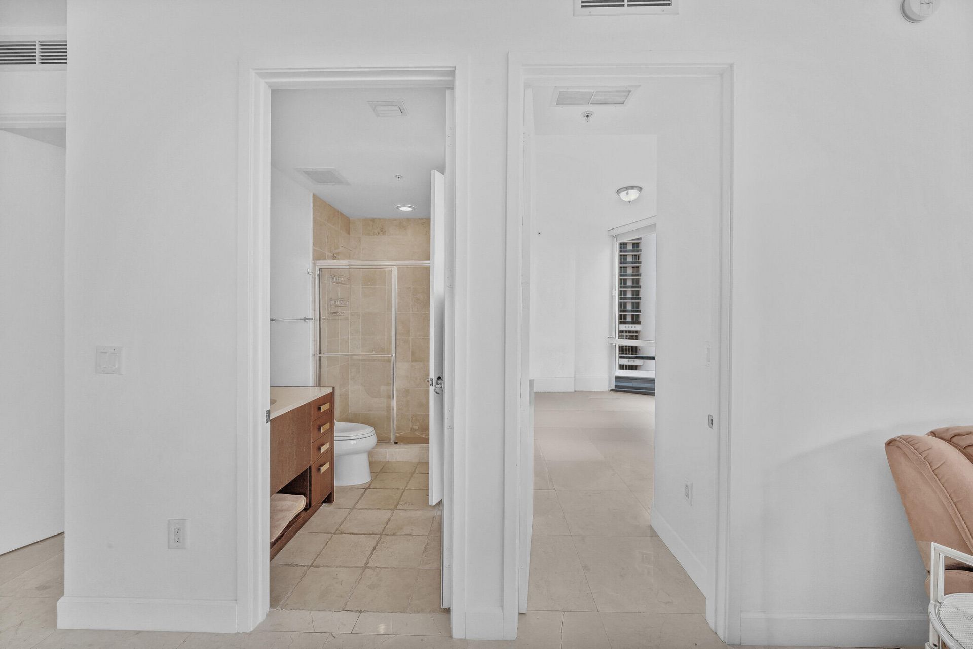 18201 Collins Avenue, Sunny Isles Beach, FL 33160 Photo