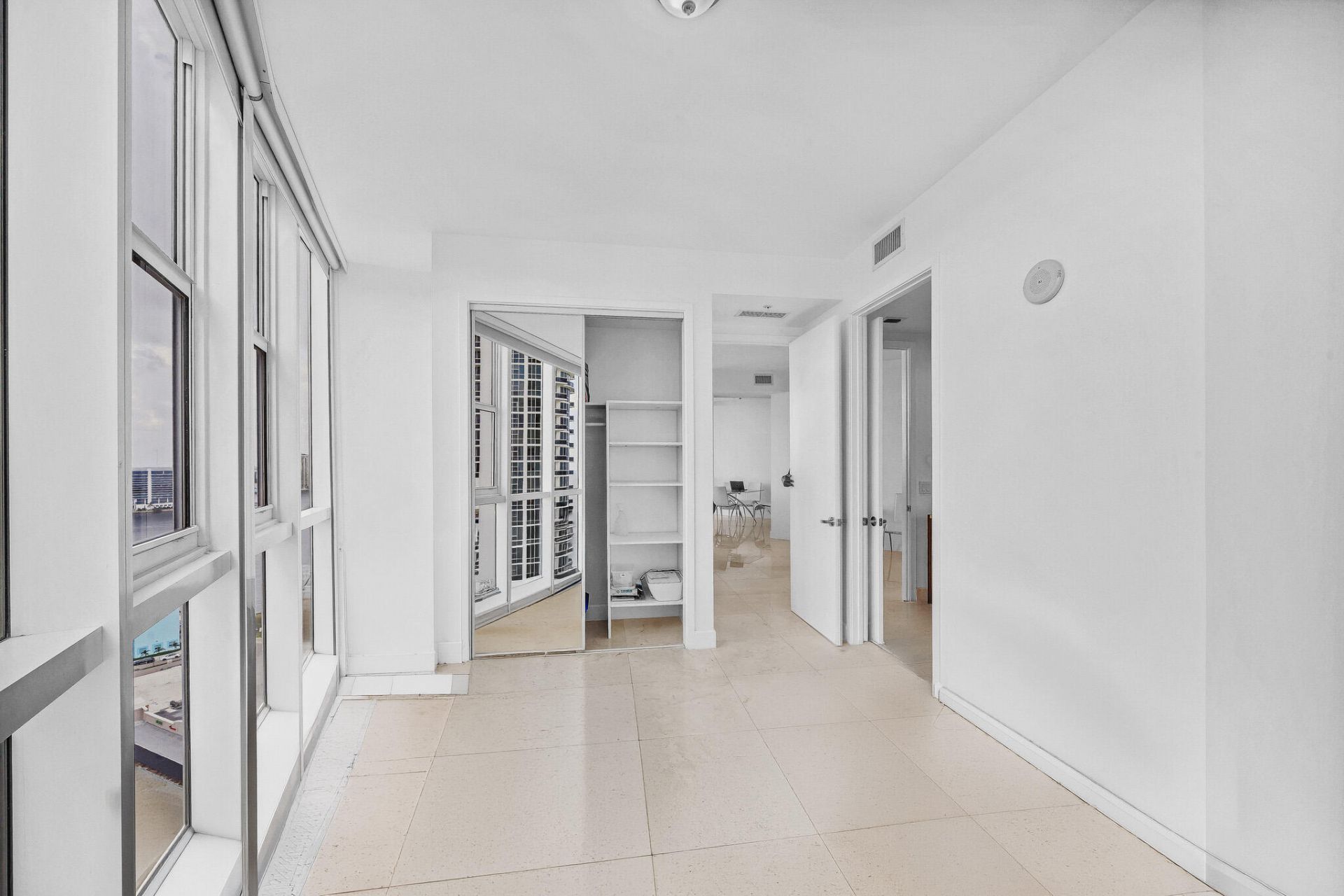 18201 Collins Avenue, Sunny Isles Beach, FL 33160 Photo