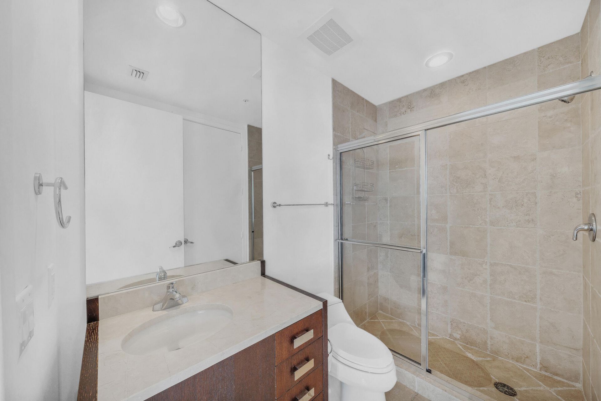 18201 Collins Avenue, Sunny Isles Beach, FL 33160 Photo