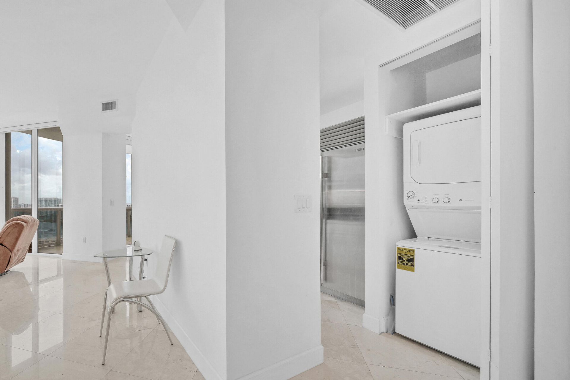 18201 Collins Avenue, Sunny Isles Beach, FL 33160 Photo