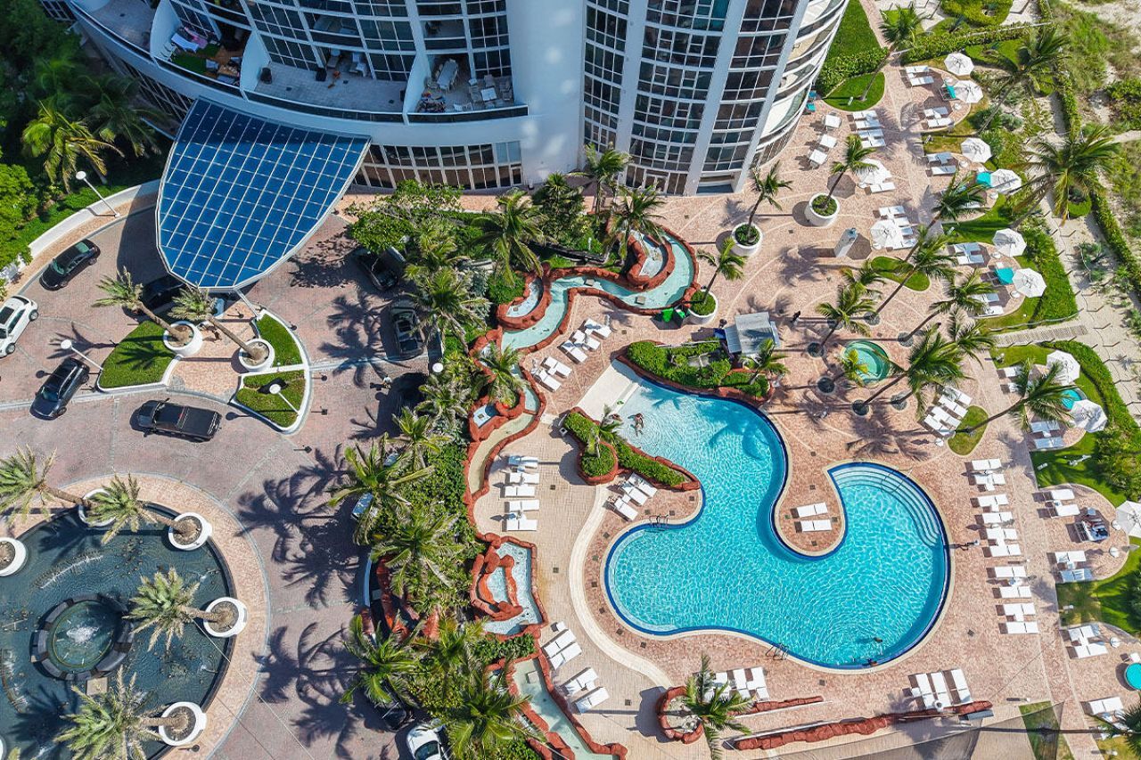 18201 Collins Avenue, Sunny Isles Beach, FL 33160 Photo