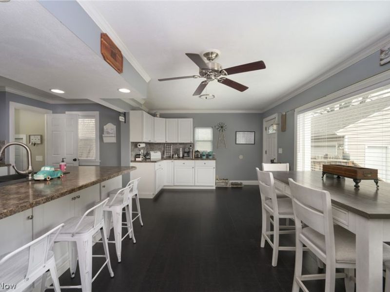 1402 S Chapel Street, Louisville, OH 44641 Photo 10