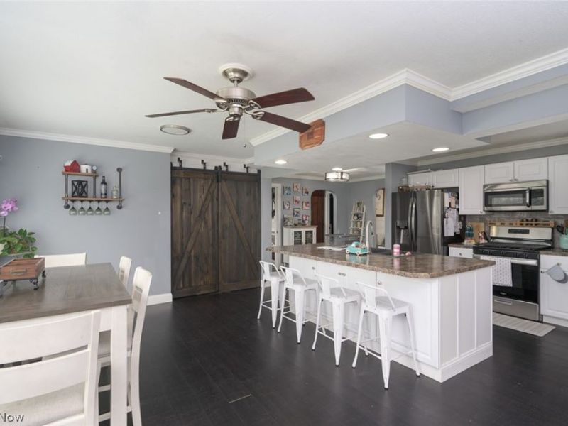 1402 S Chapel Street, Louisville, OH 44641 Photo 11