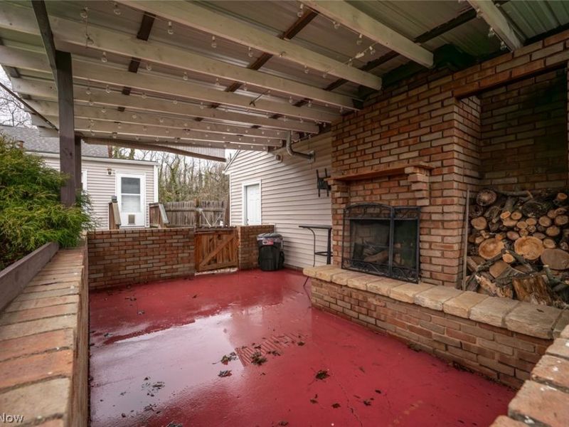 1402 S Chapel Street, Louisville, OH 44641 Photo 29