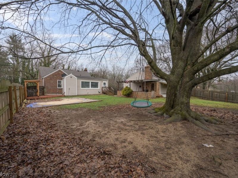 1402 S Chapel Street, Louisville, OH 44641 Photo 33