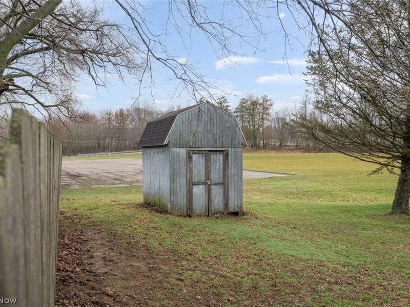 1402 S Chapel Street, Louisville, OH 44641 Photo 44