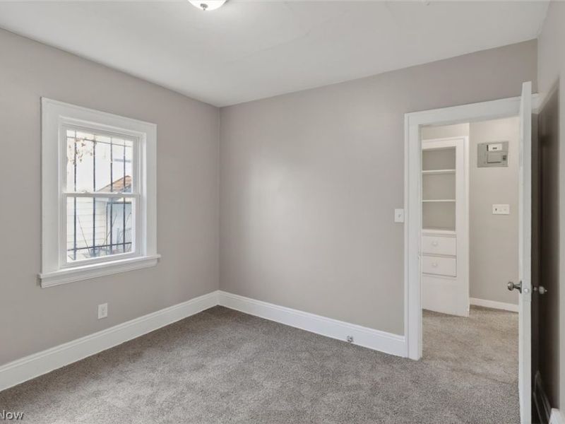 13305 Harvard Avenue , Cleveland, OH 44105 Photo 11